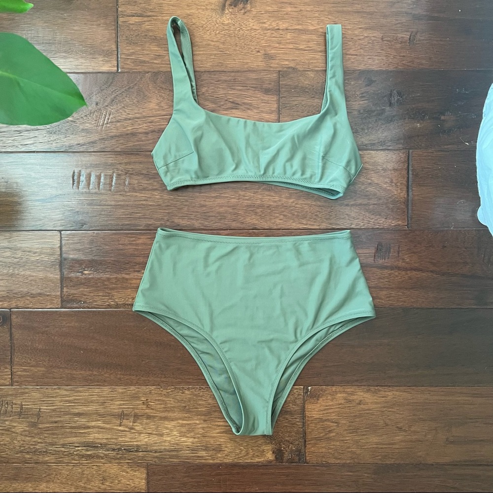 Aerie Swimsuit Set Olive Green Size Small High Waisted Bottoms and Scoop Top